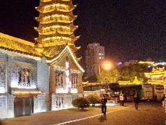 南京諾爾迅亮化告訴您如何選擇亮化工程公司？